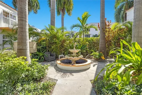 439 15th Street Miami Beach FL 33139