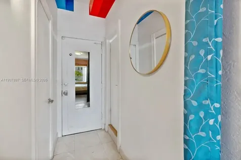 255 W 24th Street Miami Beach FL 33140
