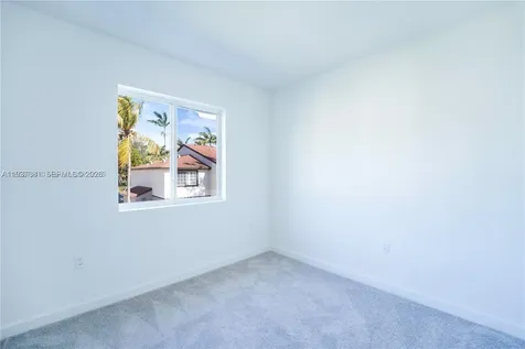 5125 SW 37th Street Pembroke Park FL 33023