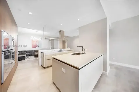 18501 Collins Avenue Sunny Isles Beach FL 33160