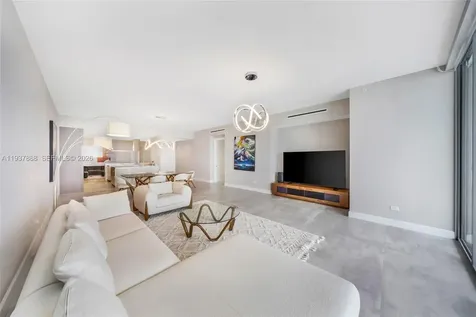 18501 Collins Avenue Sunny Isles Beach FL 33160