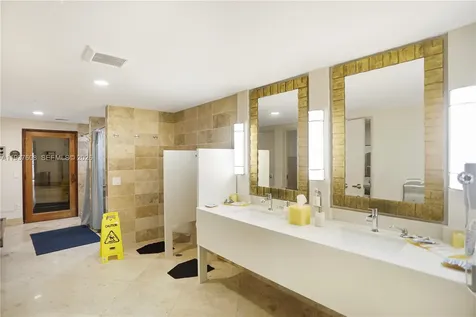 17555 Collins Avenue Sunny Isles Beach FL 33160