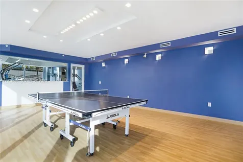 17555 Collins Avenue Sunny Isles Beach FL 33160