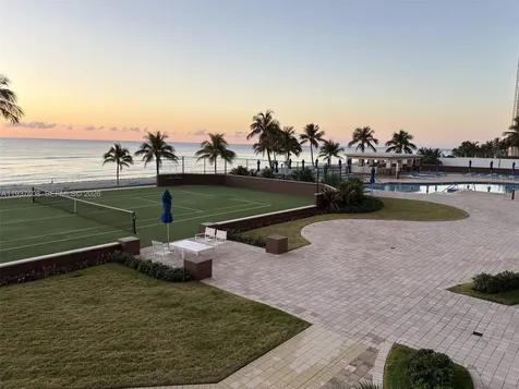 17555 Collins Avenue Sunny Isles Beach FL 33160