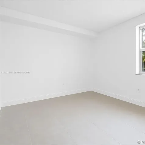 17125 N Bay Road Sunny Isles Beach FL 33160