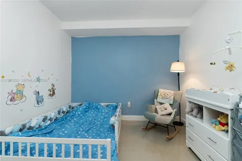 17125 N Bay Road Sunny Isles Beach FL 33160