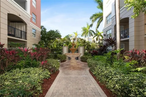 17125 N Bay Road Sunny Isles Beach FL 33160