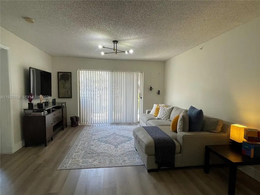 2009 SE 10th Avenue Fort Lauderdale FL 33316