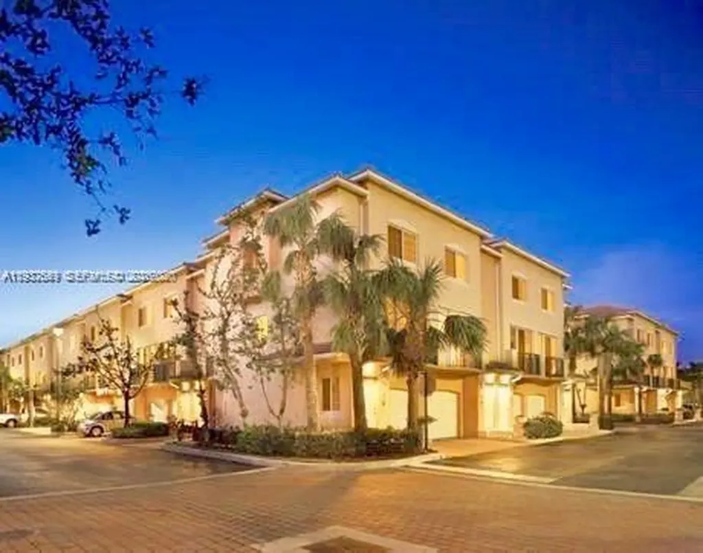 2009 SE 10th Avenue Fort Lauderdale FL 33316