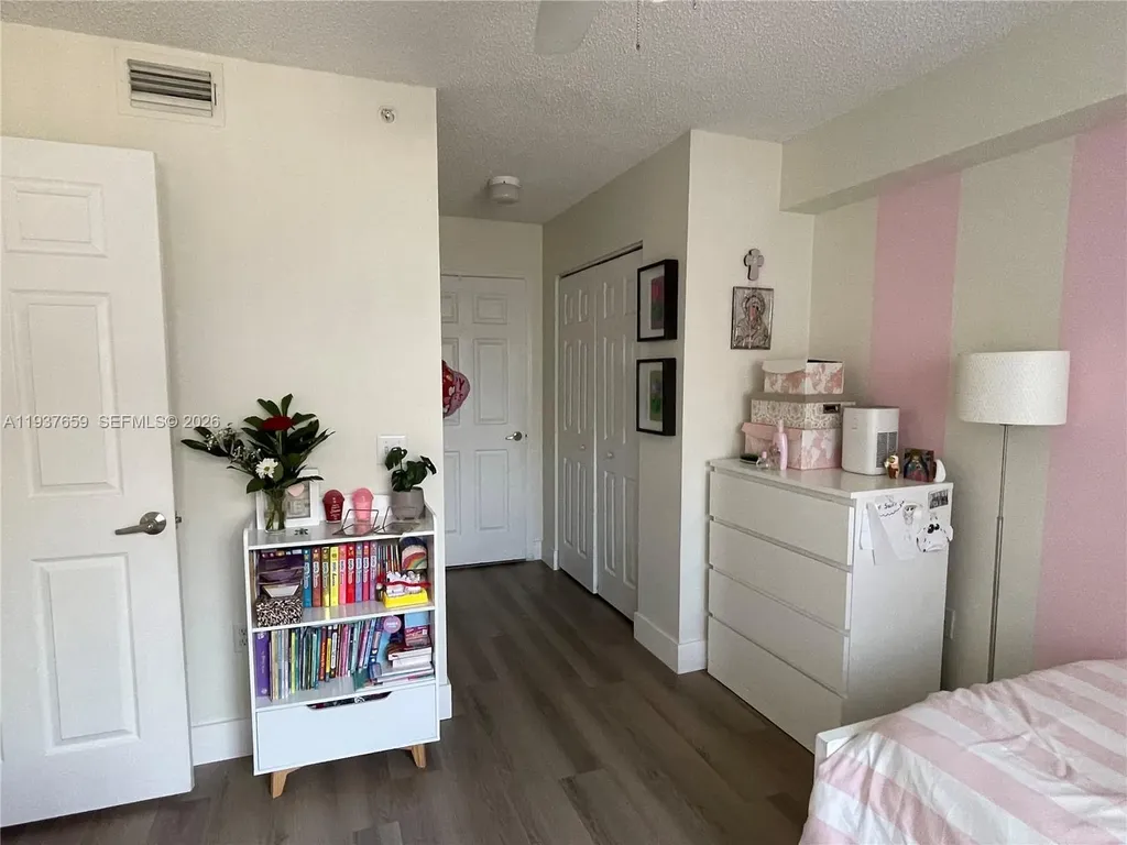 2009 SE 10th Avenue Fort Lauderdale FL 33316