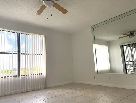 2322 S Cypress Bend Drive Pompano Beach FL 33069