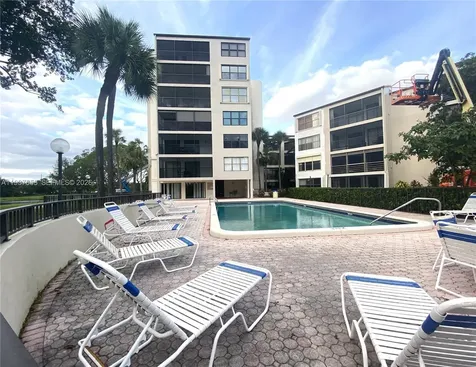 2322 S Cypress Bend Drive Pompano Beach FL 33069