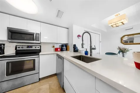 650 West Avenue Miami Beach FL 33139
