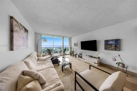 650 West Avenue Miami Beach FL 33139