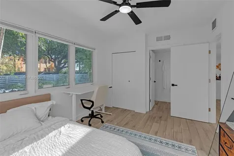 740 Meridian Avenue Miami Beach FL 33139