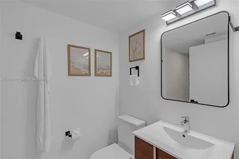 740 Meridian Avenue Miami Beach FL 33139