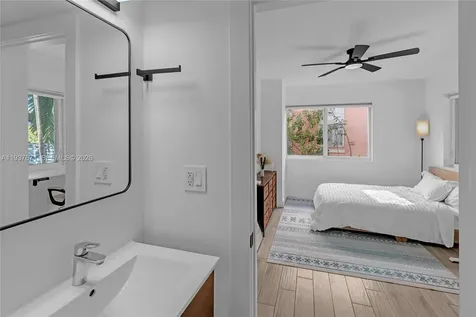 740 Meridian Avenue Miami Beach FL 33139