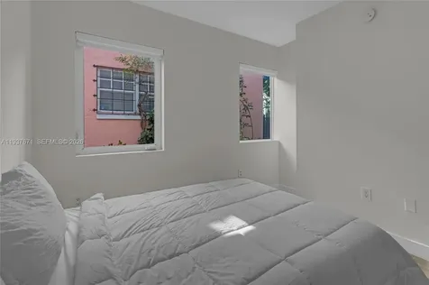 740 Meridian Avenue Miami Beach FL 33139