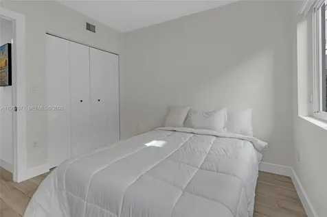 740 Meridian Avenue Miami Beach FL 33139
