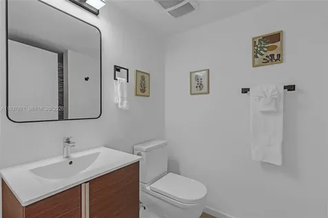 740 Meridian Avenue Miami Beach FL 33139