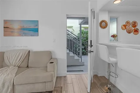 740 Meridian Avenue Miami Beach FL 33139