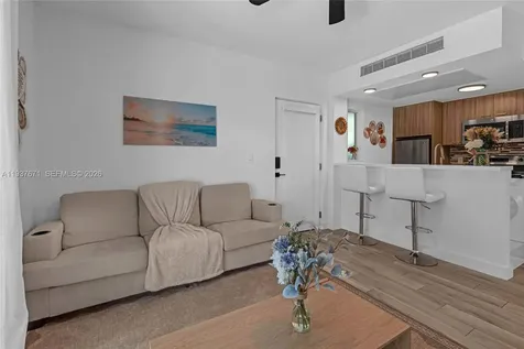740 Meridian Avenue Miami Beach FL 33139
