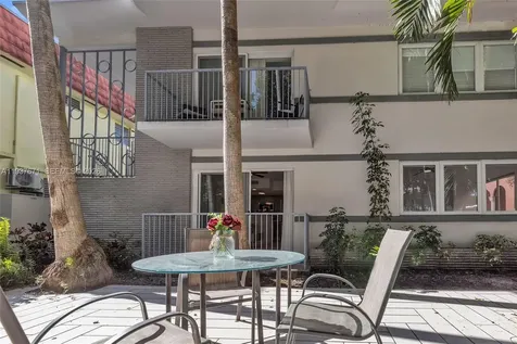740 Meridian Avenue Miami Beach FL 33139
