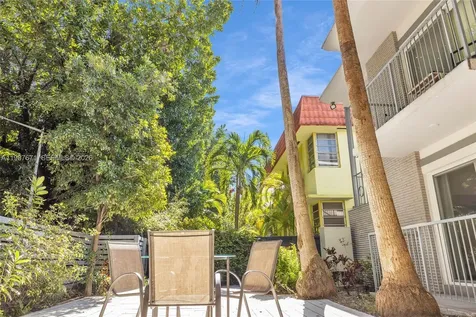 740 Meridian Avenue Miami Beach FL 33139
