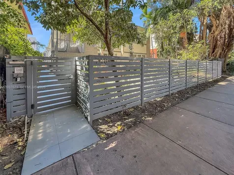 740 Meridian Avenue Miami Beach FL 33139