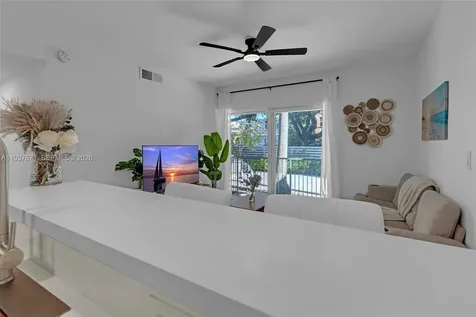 740 Meridian Avenue Miami Beach FL 33139