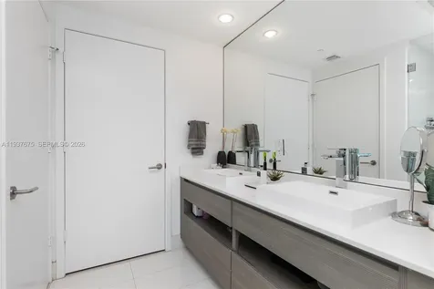 460 NE 28th Street Miami FL 33137