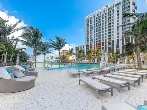 460 NE 28th Street Miami FL 33137