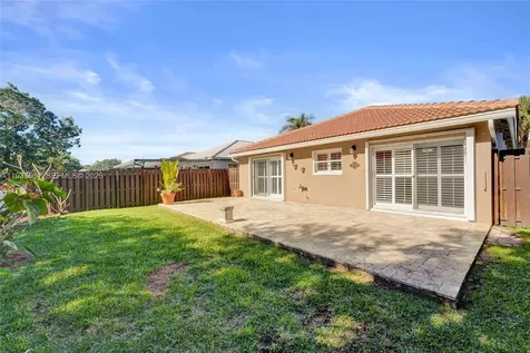 20840 NW 14th Street Pembroke Pines FL 33029