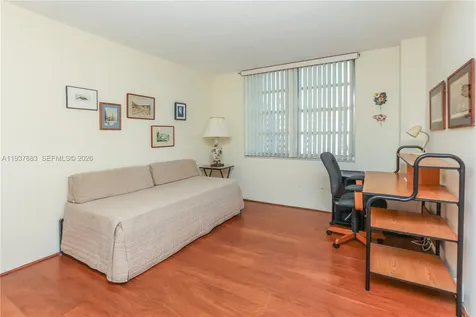 2780 NE 183rd Street Aventura FL 33160