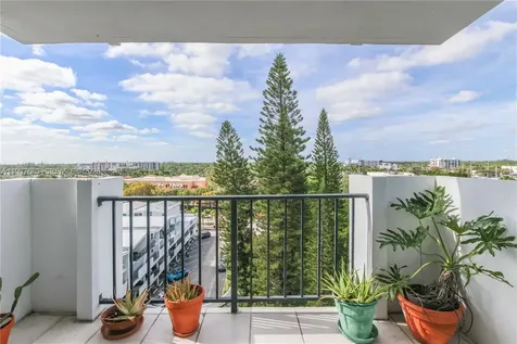 2780 NE 183rd Street Aventura FL 33160