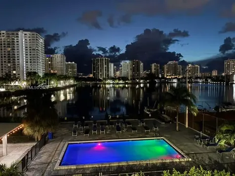 2780 NE 183rd Street Aventura FL 33160