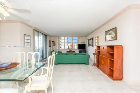 2780 NE 183rd Street Aventura FL 33160