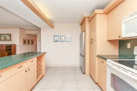 2780 NE 183rd Street Aventura FL 33160