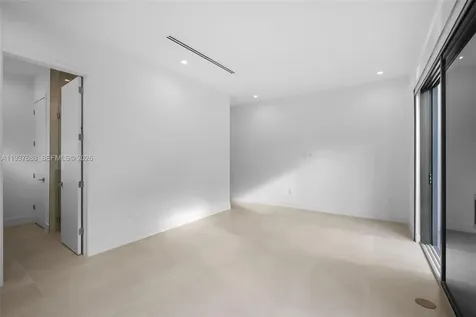 3063 Elizabeth Street Miami FL 33133