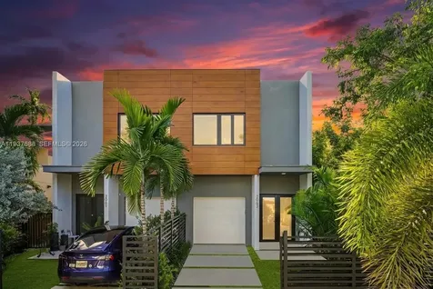 3063 Elizabeth Street Miami FL 33133