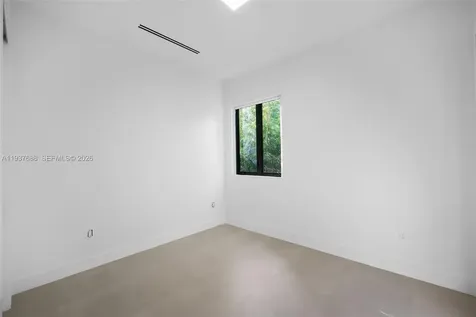 3063 Elizabeth Street Miami FL 33133