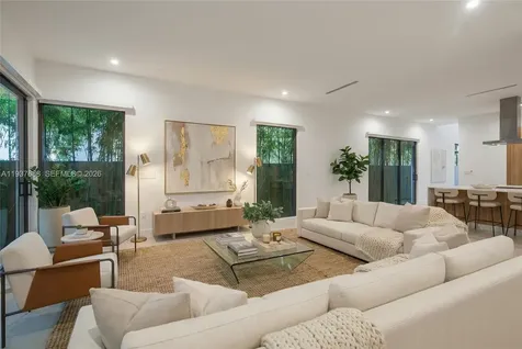 3063 Elizabeth Street Miami FL 33133