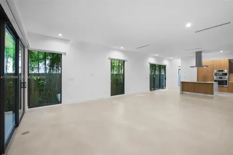 3063 Elizabeth Street Miami FL 33133