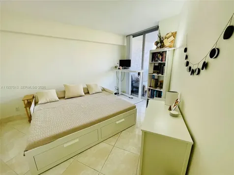 3600 Mystic Pointe Drive Aventura FL 33180