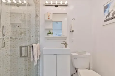 7720 SW 59th Court South Miami FL 33143