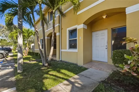 810 NE 212th Terrace Miami FL 33179