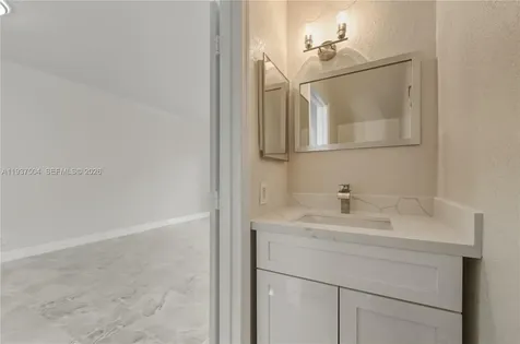 810 NE 212th Terrace Miami FL 33179