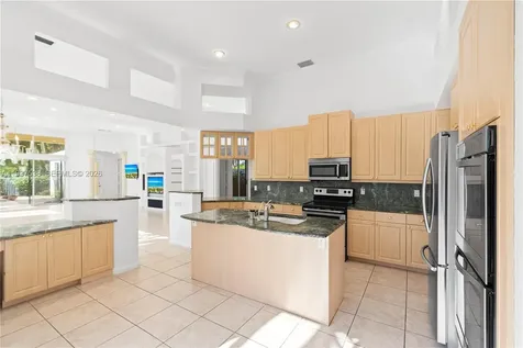 16053 Villa Vizcaya Place Delray Beach FL 33446