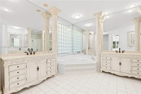 16053 Villa Vizcaya Place Delray Beach FL 33446