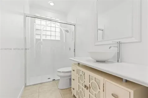 16053 Villa Vizcaya Place Delray Beach FL 33446